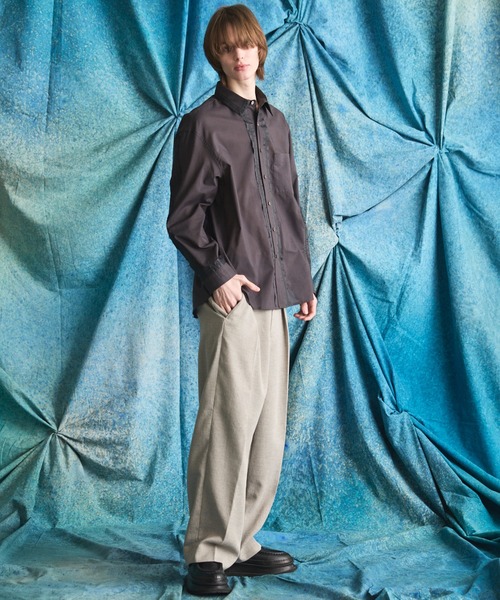 MAISON SPECIAL(メゾンスペシャル)の「《UNISEX》Inside-out Prime-Over Sheer Regular Collar Shirt/インサイドアウトプライムオーバーシアーレギュラーカラーシャツ【MAISON SPECIAL/メゾンスペシャル】(シャツ/ブラウス・メンズ・ライトグリーン/チャコールグレー/ブラック・0/1/2)」の4枚目の写真