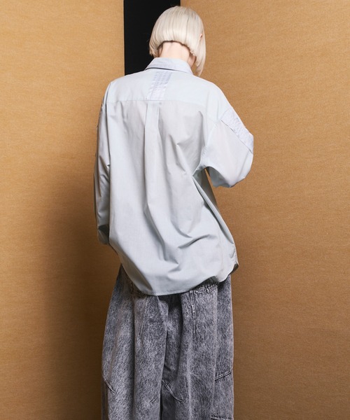 MAISON SPECIAL(メゾンスペシャル)の「《UNISEX》Inside-out Prime-Over Sheer Regular Collar Shirt/インサイドアウトプライムオーバーシアーレギュラーカラーシャツ【MAISON SPECIAL/メゾンスペシャル】(シャツ/ブラウス・メンズ・ライトグリーン/チャコールグレー/ブラック・0/1/2)」の12枚目の写真