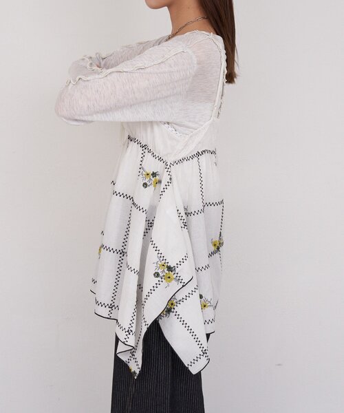 CIAOPANIC（チャオパニック）の「【She desires...】刺繍イレヘムチュニックキャミワンピース（ワンピース・レディース・ホワイト・ONE SIZE）」の14枚目の写真