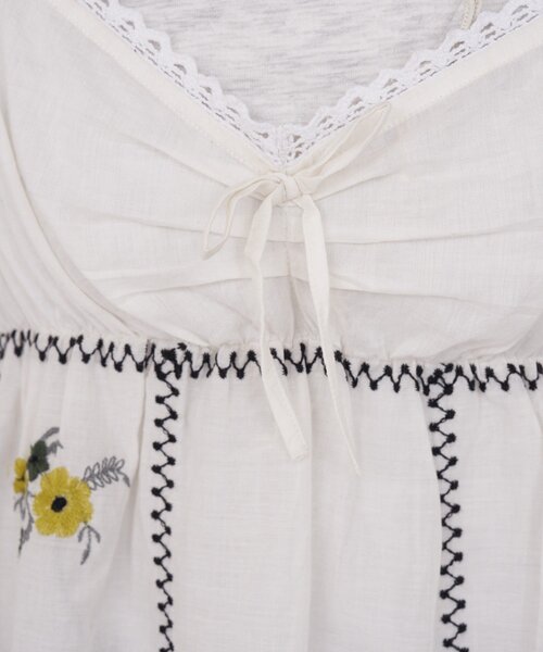 CIAOPANIC（チャオパニック）の「【She desires...】刺繍イレヘムチュニックキャミワンピース（ワンピース・レディース・ホワイト・ONE SIZE）」の7枚目の写真