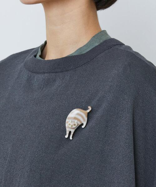 LOISIR（ロワズィール）の「【アーティストコラボ】LOISIR×TORANEKOBONBON しまネコブローチ（ブローチ/コサージュ・レディース・ベージュ系その他・FREE）」の3枚目の写真