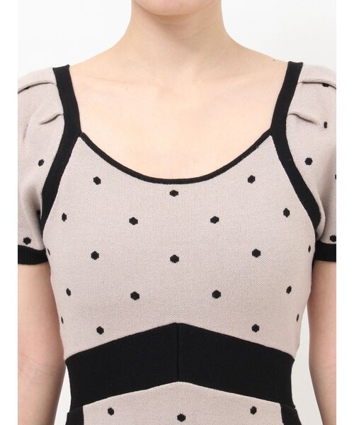 RESEXXY（リゼクシー）の「ドットミニニットタイトワンピース（ワンピース・レディース・ベージュ/ブルー/ブラック・FREE）」の13枚目の写真