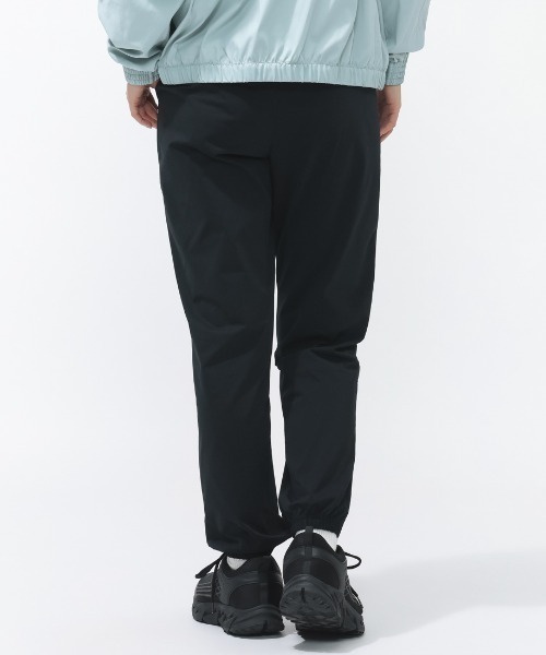 CONVERSE（コンバース）の「コンバース  CV JOGGER PANTS CVジョガーパンツ（その他パンツ・レディース・ブラック・M/L/S）」の2枚目の写真