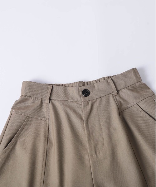 AMELY(エミリー)の「カーブシルエット スラックスパンツ(スラックス・レディース・グレー/ブラック/ベージュ/キナリ・L/M)」の13枚目の写真