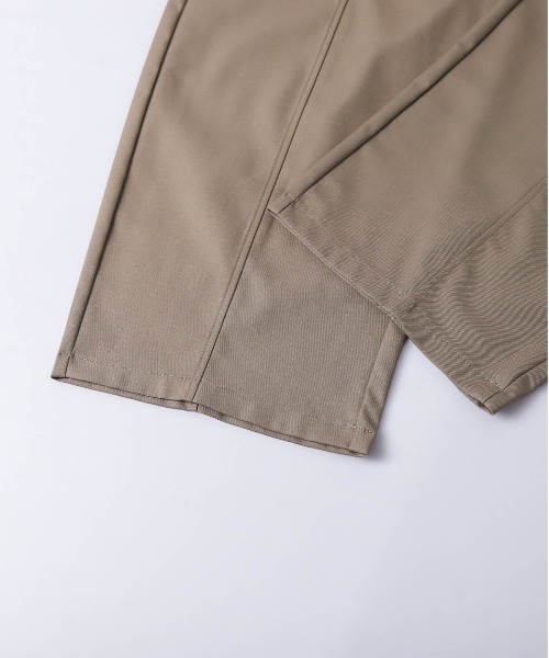 AMELY(エミリー)の「カーブシルエット スラックスパンツ(スラックス・レディース・グレー/ブラック/ベージュ/キナリ・L/M)」の6枚目の写真