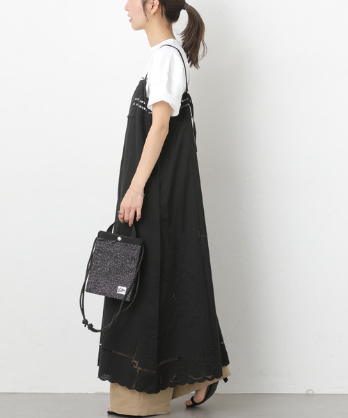 JOURNAL STANDARD relume（ジャーナルスタンダード　レリューム）の「スクエアエンブロイダリーワンピース（ワンピース・レディース・ホワイト/ブラック・FREE）」の6枚目の写真