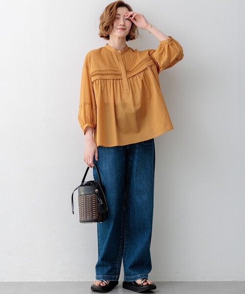 23区 S(ニジュウサンクチイサイサイズ)の「コットンボイル ピンタック ブラウス(シャツ/ブラウス・レディース・ホワイト系/黄土色系/ブラック系・32)」の11枚目の写真