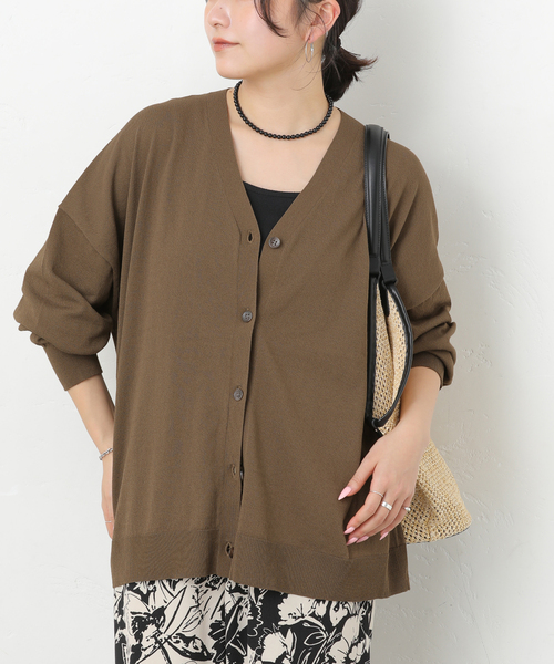 JOURNAL STANDARD relume(ジャーナルスタンダード レリューム)の「【MULTI FUNC+】UVカット / 接触冷感 / ドライタッチVネックカーディガン(カーディガン/ボレロ・レディース・ブラック/カーキ/ホワイト系その他/イエロー・FREE)」の21枚目の写真