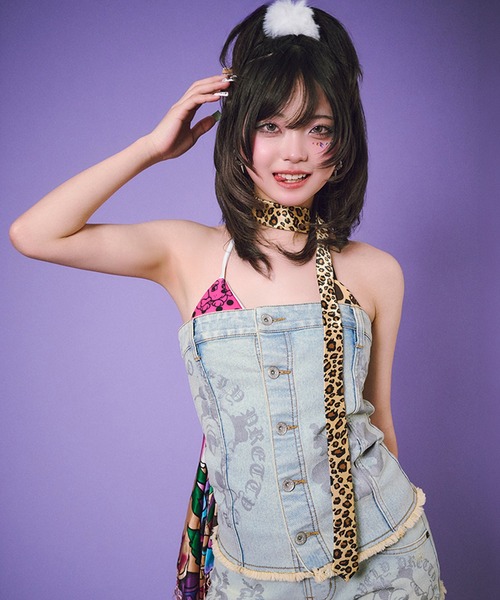 GALFY(ガルフィー)の「【GALFY/ガルフィー】ぎゃるちゃんデニムベアトップ(チューブトップ・レディース・スミクロ/サックスブルー/インディゴブルー・S/M)」の2枚目の写真