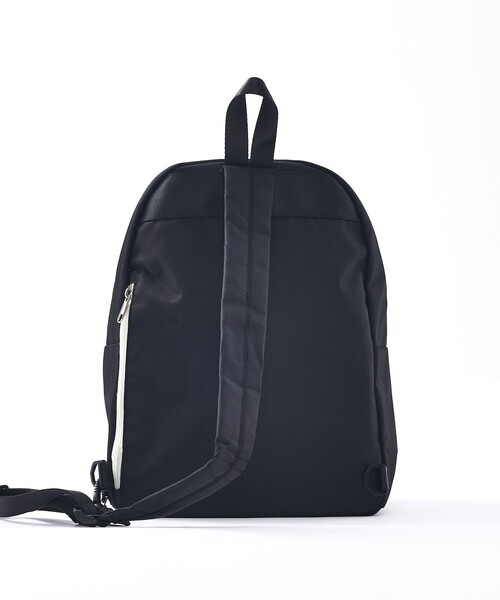 cheek(BAG)(チーク)の「【cheek】1680body bag ネオンカラー ナイロン ボディバッグ 撥水 軽量(ショルダーバッグ・レディース・グレー/ホワイト/パープル/ブラック・フリー)」の12枚目の写真
