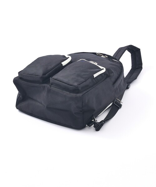 cheek(BAG)(チーク)の「【cheek】1680body bag ネオンカラー ナイロン ボディバッグ 撥水 軽量(ショルダーバッグ・レディース・グレー/ホワイト/パープル/ブラック・フリー)」の13枚目の写真
