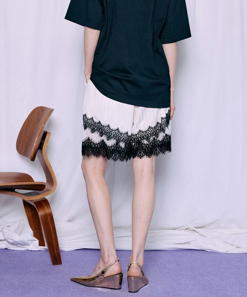 MAISON SPECIAL(メゾンスペシャル)の「Shadow Stripe Lace Shorts/シャドーストライプレースショートパンツ(その他パンツ・レディース・ホワイト/ブルー/ブラック・38/36)」の22枚目の写真