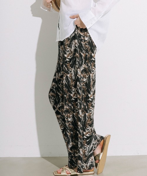 coca(coca)(コカ)の「プリーツプリントイージーパンツ(その他パンツ・レディース・ベージュ/ブラック・S/M/L)」の11枚目の写真