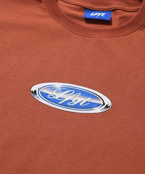 LFYT(エルエフワイティー)の「LFYT ラファイエット - AUTO EMBLEM TEE 半袖Tシャツ LS260103(Tシャツ/カットソー・メンズ・ブラック/Brick/ホワイト・LARGE/X-LARGE/MEDIUM/XX-LARGE/SMALL)」の12枚目の写真