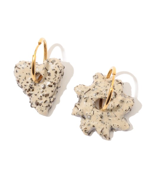 LEVENS(レヴェンス)の「LEVENS JEWELS VACATIONS ピアス(ピアス(両耳用)・レディース・ライトブルー/ホワイト/ブラウン/グレー系その他・FREE)」の6枚目の写真