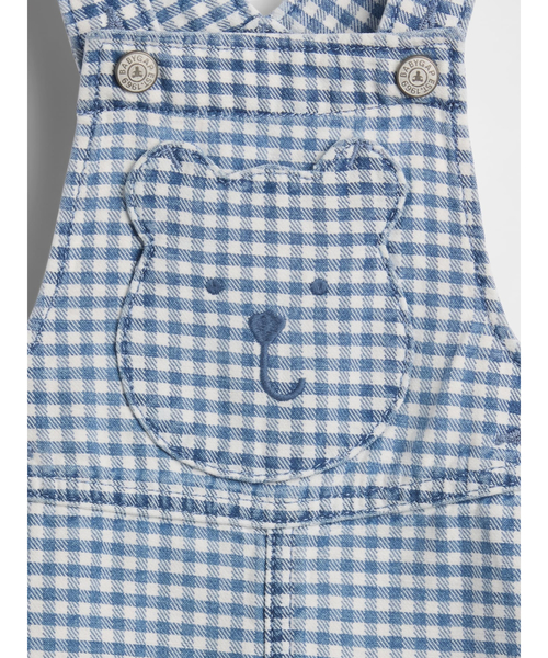 GAP（ギャップ）の「ギンガムチェック デニム くまさんポケット ショートオール (ベビー)（サロペット/オーバーオール・キッズ・ライトブルー・60cm/70cm/80ｃｍ/90cm）」の3枚目の写真