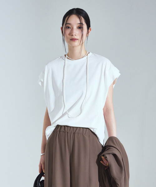 COMME CA ISM(コムサイズム)の「【接触冷感】袖タックTシャツ(Tシャツ/カットソー・レディース・ブルー/カーキ/ブラック/ホワイト・MEDIUM/LARGE)」の1枚目の写真
