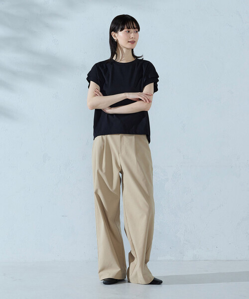 COMME CA ISM(コムサイズム)の「【接触冷感】袖タックTシャツ(Tシャツ/カットソー・レディース・ブルー/カーキ/ブラック/ホワイト・MEDIUM/LARGE)」の15枚目の写真