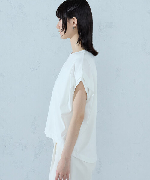 COMME CA ISM(コムサイズム)の「【接触冷感】袖タックTシャツ(Tシャツ/カットソー・レディース・ブルー/カーキ/ブラック/ホワイト・MEDIUM/LARGE)」の21枚目の写真