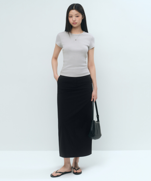 MUSINSA STANDARD WOMAN（ムシンサスタンダードウーマン）の「[クールタンダード] ウィメンズ ストレート マキシ スカート [ブラック]（スカート・レディース・その他・X-SMALL/SMALL/MEDIUM/LARGE）」の5枚目の写真