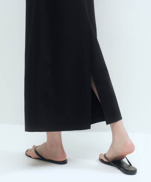 MUSINSA STANDARD WOMAN（ムシンサスタンダードウーマン）の「[クールタンダード] ウィメンズ ストレート マキシ スカート [ブラック]（スカート・レディース・その他・X-SMALL/SMALL/MEDIUM/LARGE）」の10枚目の写真