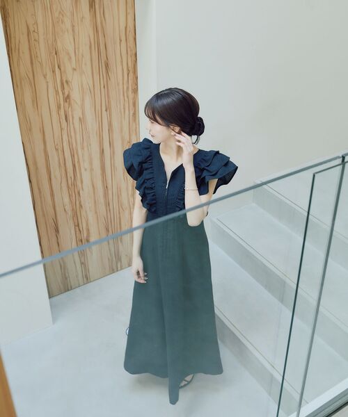 cle blatt(クレブラット)の「フリルジップワンピース(ワンピース・レディース・アイボリー/ネイビー/ブルー系その他5・SMALL/MEDIUM)」の8枚目の写真