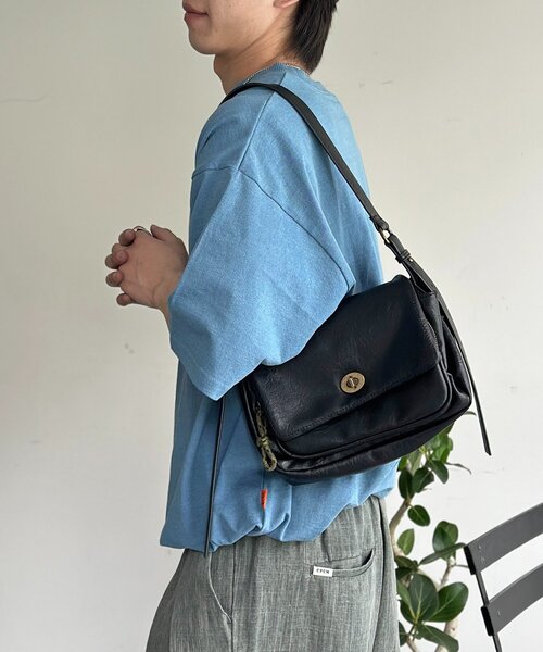 CPCM(シーピーシーエム)の「カットデニム胸刺繍T(Tシャツ/カットソー・レディース・サックスブルー/ブラック/ブルー・SMALL/MEDIUM/LARGE)」の11枚目の写真