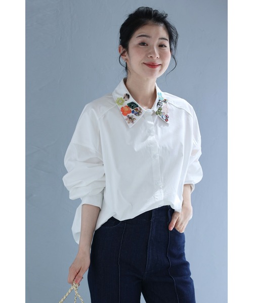 cawaii(カワイイ)の「襟元で魅せるボタンコレクションシャツトップス(シャツ/ブラウス・レディース・ホワイト・FREE)」の6枚目の写真