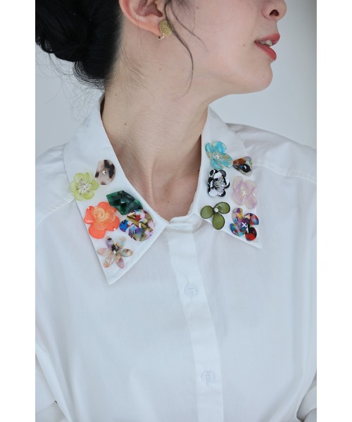 cawaii(カワイイ)の「襟元で魅せるボタンコレクションシャツトップス(シャツ/ブラウス・レディース・ホワイト・FREE)」の17枚目の写真