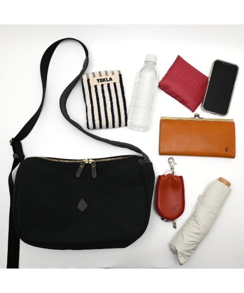 CLEDRAN（クレドラン）の「【軽量ナイロン×牛革】CL3998 ARU WIDE BELT SHOULDER（ショルダーバッグ・レディース・グレー/ブラック×ブラック/グレイッシュベージュ/ブラック×グレー・FREE）」の15枚目の写真