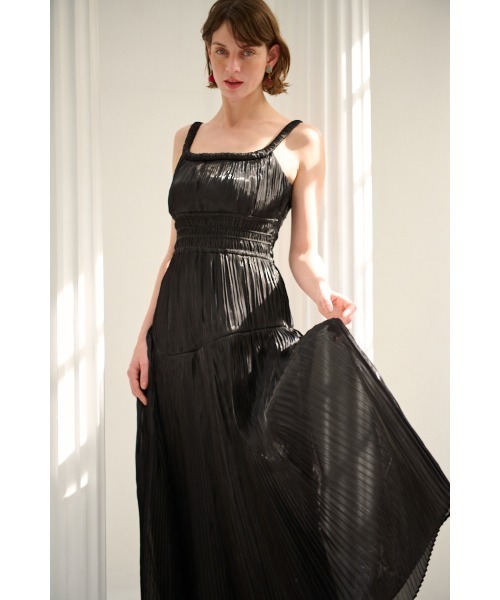 Viella Dress シャインプリーツギャザリングドレス（ワンピース