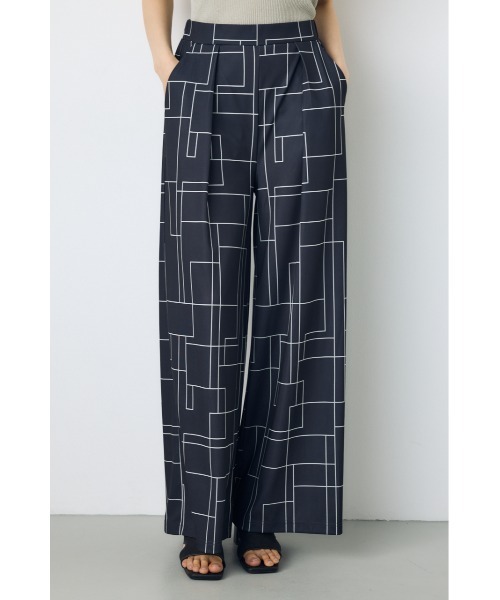 AZUL by moussy(アズールバイマウジー)の「【接触冷感ひんやり♪】【身長/骨格別着用画像あり】幾何学柄ワイドパンツ 夏服 春服 秋服(スラックス・レディース・ブラウン/ブラック/アイボリー・SMALL/MEDIUM)」の3枚目の写真