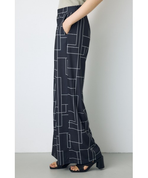 AZUL by moussy(アズールバイマウジー)の「【接触冷感ひんやり♪】【身長/骨格別着用画像あり】幾何学柄ワイドパンツ 夏服 春服 秋服(スラックス・レディース・ブラウン/ブラック/アイボリー・SMALL/MEDIUM)」の10枚目の写真