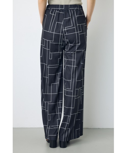 AZUL by moussy(アズールバイマウジー)の「【接触冷感ひんやり♪】【身長/骨格別着用画像あり】幾何学柄ワイドパンツ 夏服 春服 秋服(スラックス・レディース・ブラウン/ブラック/アイボリー・SMALL/MEDIUM)」の11枚目の写真