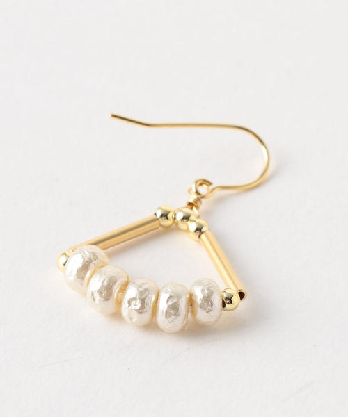 BEAUTY&YOUTH UNITED ARROWS（ビューティーアンドユースユナイテッドアローズ）の「BY パールモチーフ×バーピアス（ピアス（両耳用）・レディース・ゴールド・FREE）」の5枚目の写真