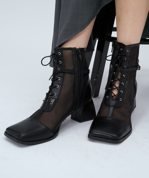 HARE(ハレ)の「レースアップヒールブーツ(HARE)(ブーツ・レディース・ブラック・MEDIUM/LARGE)」の15枚目の写真