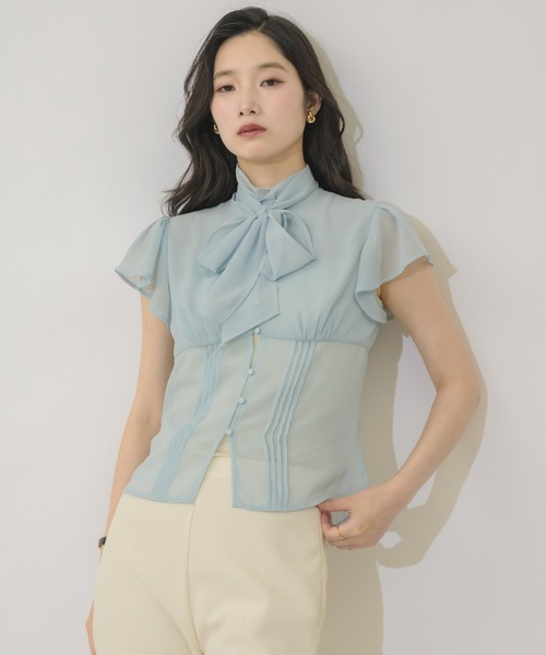 NEUNA(ヌナ)の「【上品な韓国オンニスタイルに◎】リボンタイフェミニンブラウス(シャツ/ブラウス・レディース・アイボリー/ブルー/ブラック・FREE)」の12枚目の写真