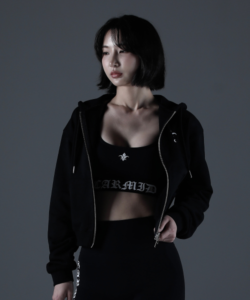 CARMID（カミド）の「(W) ノーブルレタリングクロップフードジップアップ [ブラック]（パーカー・レディース・その他・1/2）」の11枚目の写真