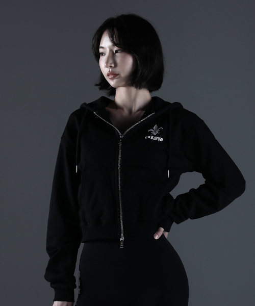 CARMID（カミド）の「(W) ノーブルレタリングクロップフードジップアップ [ブラック]（パーカー・レディース・その他・1/2）」の6枚目の写真