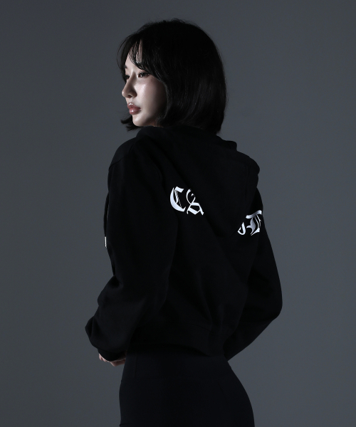 CARMID（カミド）の「(W) ノーブルレタリングクロップフードジップアップ [ブラック]（パーカー・レディース・その他・1/2）」の7枚目の写真