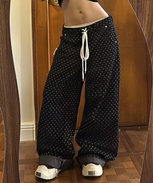 lilful（リルフル）の「【26年春夏新作】ドット柄 フロントレースアップ ワイドデニムパンツ（デニムパンツ・レディース・ドット・L/M）」の12枚目の写真