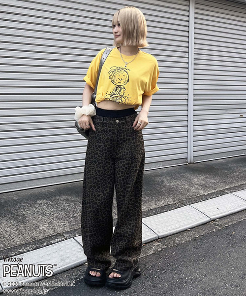 4GEEKS BY SPIRALGIRL(フォーギークスバイスパイラルガール)の「【PEANUTS/PIGPEN】ピッグペンTシャツ(Tシャツ/カットソー・レディース・イエロー・FREE)」の6枚目の写真