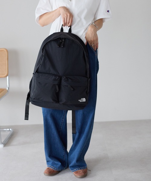 THE NORTH FACE(ザノースフェイス)の「【THE NORTH FACE/ザ・ノースフェイス】軽量 デイリーマルチリュック/バックパック/TNF DAY PACK/ユニセックス(バックパック/リュック・レディース・ブラック・FREE)」の13枚目の写真