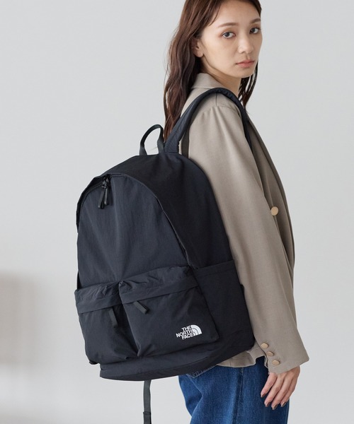 THE NORTH FACE(ザノースフェイス)の「【THE NORTH FACE/ザ・ノースフェイス】軽量 デイリーマルチリュック/バックパック/TNF DAY PACK/ユニセックス(バックパック/リュック・レディース・ブラック・FREE)」の15枚目の写真