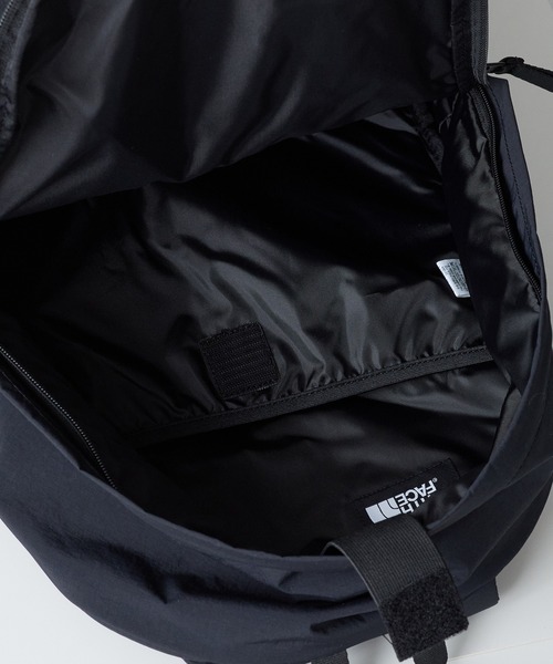 THE NORTH FACE(ザノースフェイス)の「【THE NORTH FACE/ザ・ノースフェイス】軽量 デイリーマルチリュック/バックパック/TNF DAY PACK/ユニセックス(バックパック/リュック・レディース・ブラック・FREE)」の21枚目の写真