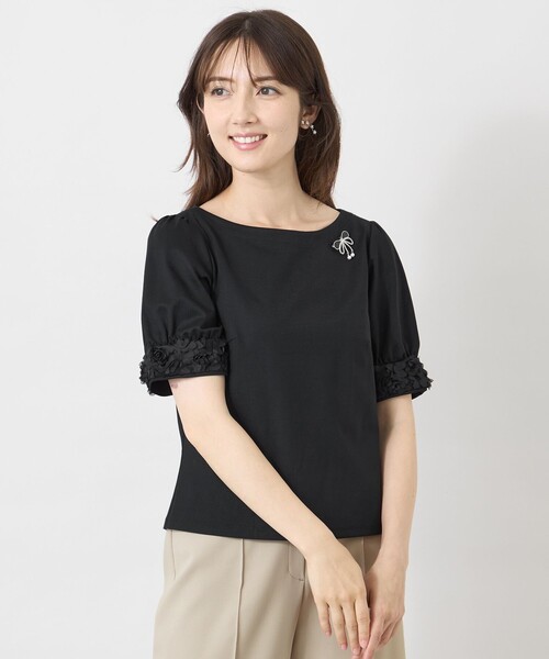 TO BE CHIC（トゥー ビー シック）の「フラワーチュール ドッキングカットソー（Tシャツ/カットソー・レディース・ブラック/オフホワイト・40）」の2枚目の写真