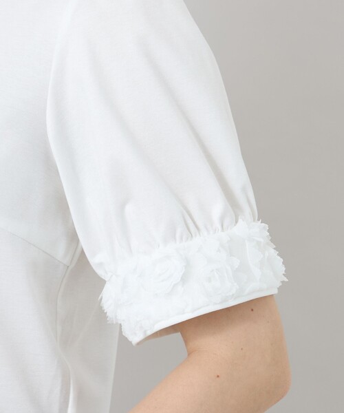 TO BE CHIC（トゥー ビー シック）の「フラワーチュール ドッキングカットソー（Tシャツ/カットソー・レディース・ブラック/オフホワイト・40）」の8枚目の写真
