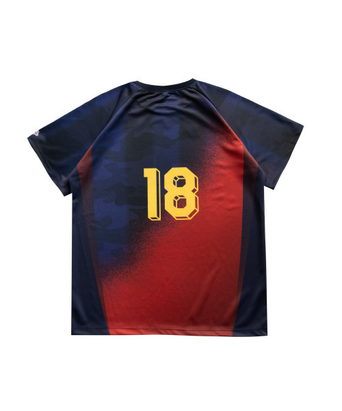 WEIRDWORLD(ウィアード ワールド)の「クラブレガシー サッカーシャツ レッド(Tシャツ/カットソー・レディース・その他・X-LARGE/LARGE/MEDIUM)」の9枚目の写真