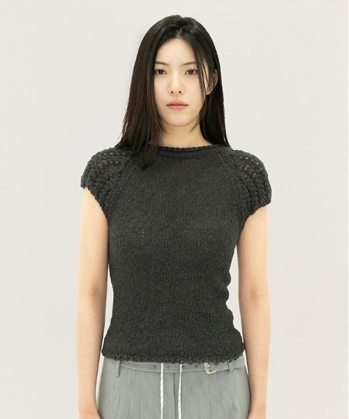 GRVRGROVE(グローブ)の「JACE NET HALF SLEEVE KNIT(ニット/セーター・レディース・チャコールグレー/クリーム・フリー)」の3枚目の写真