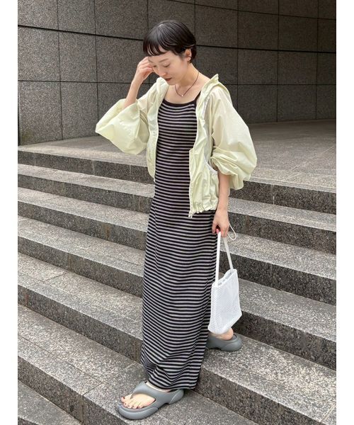 PAES(ペイズ)の「【emmi×PAES】New Flipflop(サンダル・レディース・ダークグレー・24/23/25)」の13枚目の写真